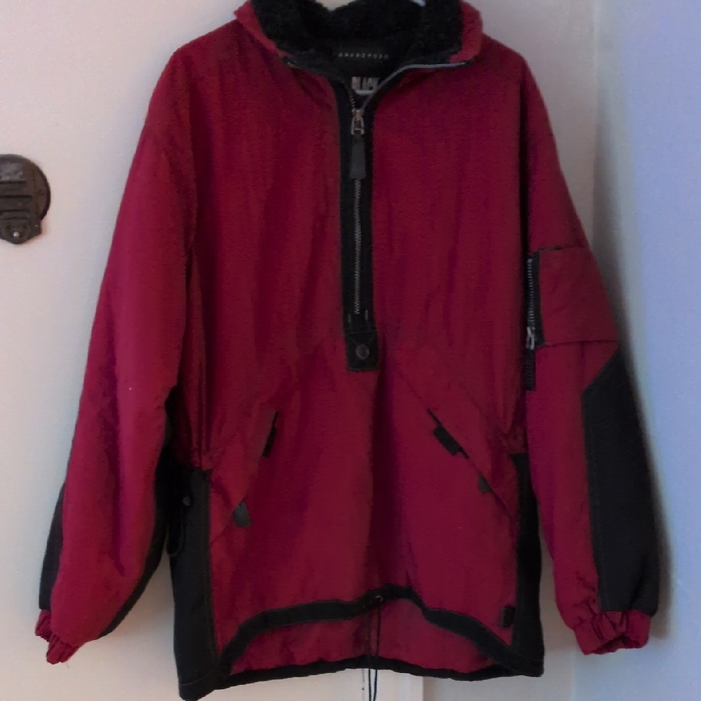 Men's Red and Black Puffer Pullover Jacket / Coat Size‎ XL 18-20